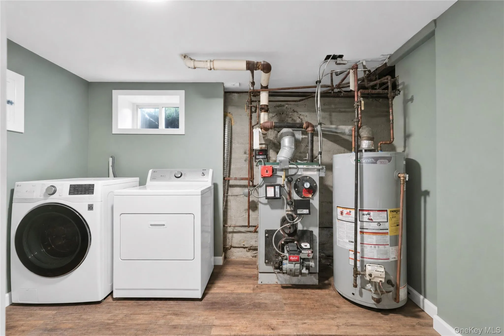 12114 Grayson Street, New York, NY, 4 Bedrooms Bedrooms, 8 Rooms Rooms,2 BathroomsBathrooms,Residential,For Rent,Grayson,0,1029756 12114 Grayson Street, New York, NY, 4 Bedrooms Bedrooms, 8 Rooms Rooms,2 BathroomsBathrooms,Residential,For Rent,Grayson,0,1029756
