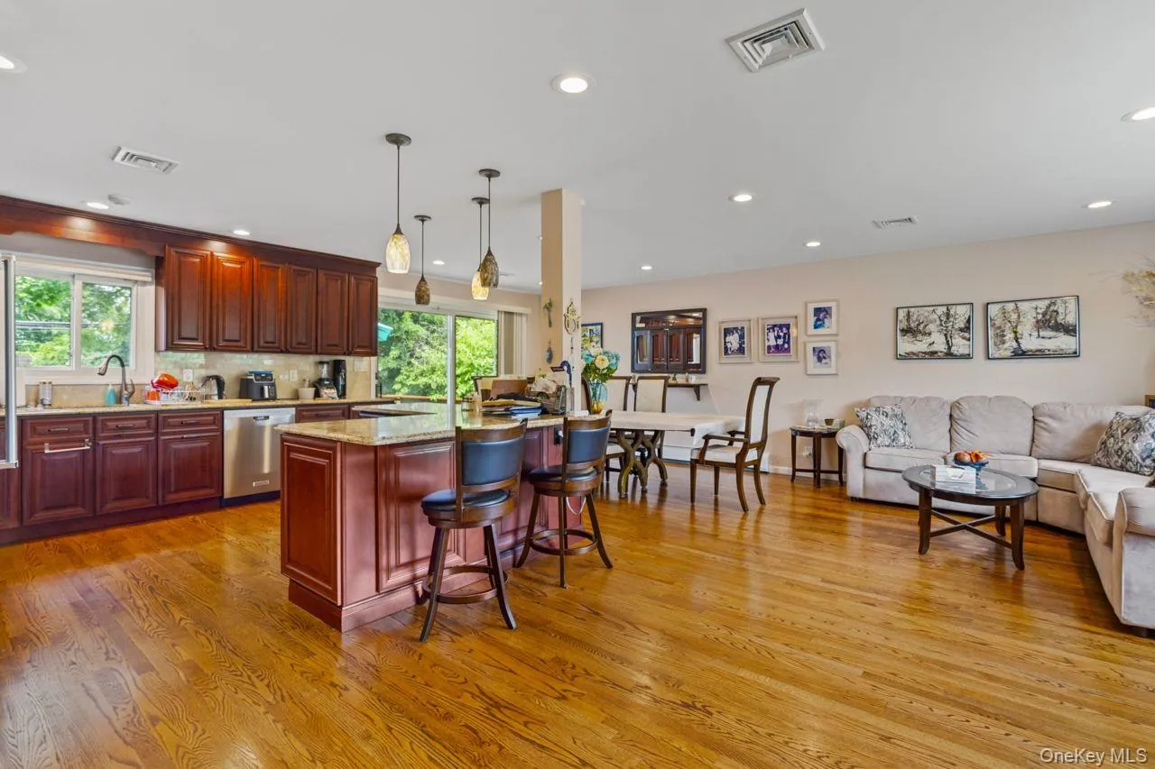 1791 Chaladay Lane, Hempstead, NY, 3 Bedrooms Bedrooms, 11 Rooms Rooms,2 BathroomsBathrooms,Residential,For Rent,Chaladay,0,1029759 1791 Chaladay Lane, Hempstead, NY, 3 Bedrooms Bedrooms, 11 Rooms Rooms,2 BathroomsBathrooms,Residential,For Rent,Chaladay,0,1029759