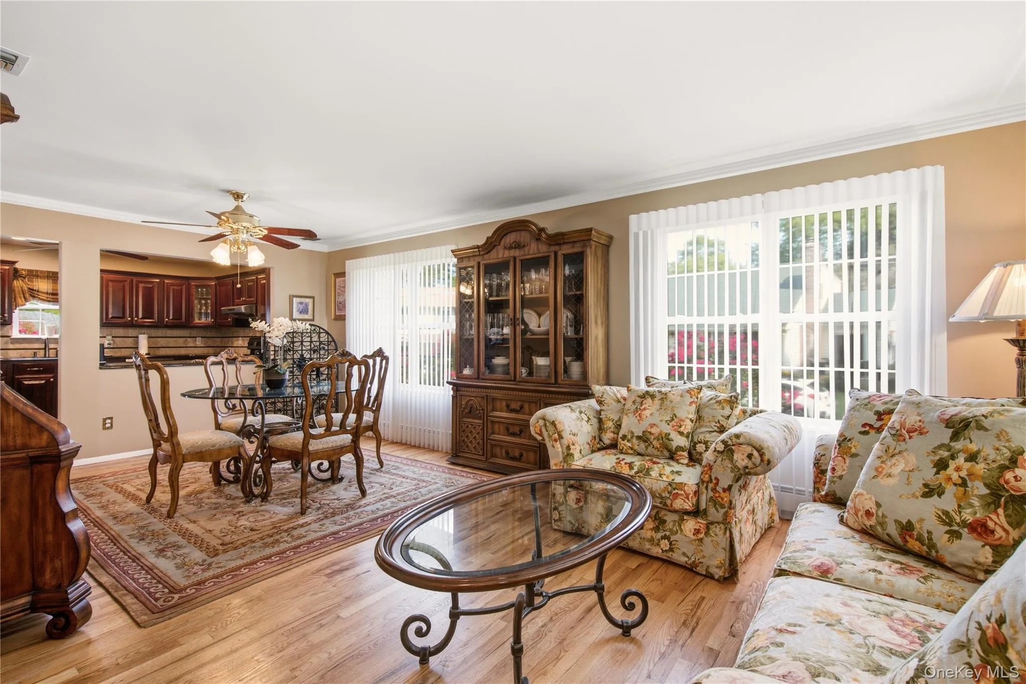 8 Crossman Road, Huntington, NY, 3 Bedrooms Bedrooms, 7 Rooms Rooms,3 BathroomsBathrooms,Residential,For Rent,Crossman,0,1029769 8 Crossman Road, Huntington, NY, 3 Bedrooms Bedrooms, 7 Rooms Rooms,3 BathroomsBathrooms,Residential,For Rent,Crossman,0,1029769
