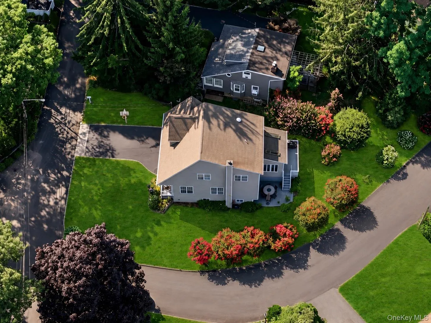8 Crossman Road, Huntington, NY, 3 Bedrooms Bedrooms, 7 Rooms Rooms,3 BathroomsBathrooms,Residential,For Rent,Crossman,0,1029769 8 Crossman Road, Huntington, NY, 3 Bedrooms Bedrooms, 7 Rooms Rooms,3 BathroomsBathrooms,Residential,For Rent,Crossman,0,1029769