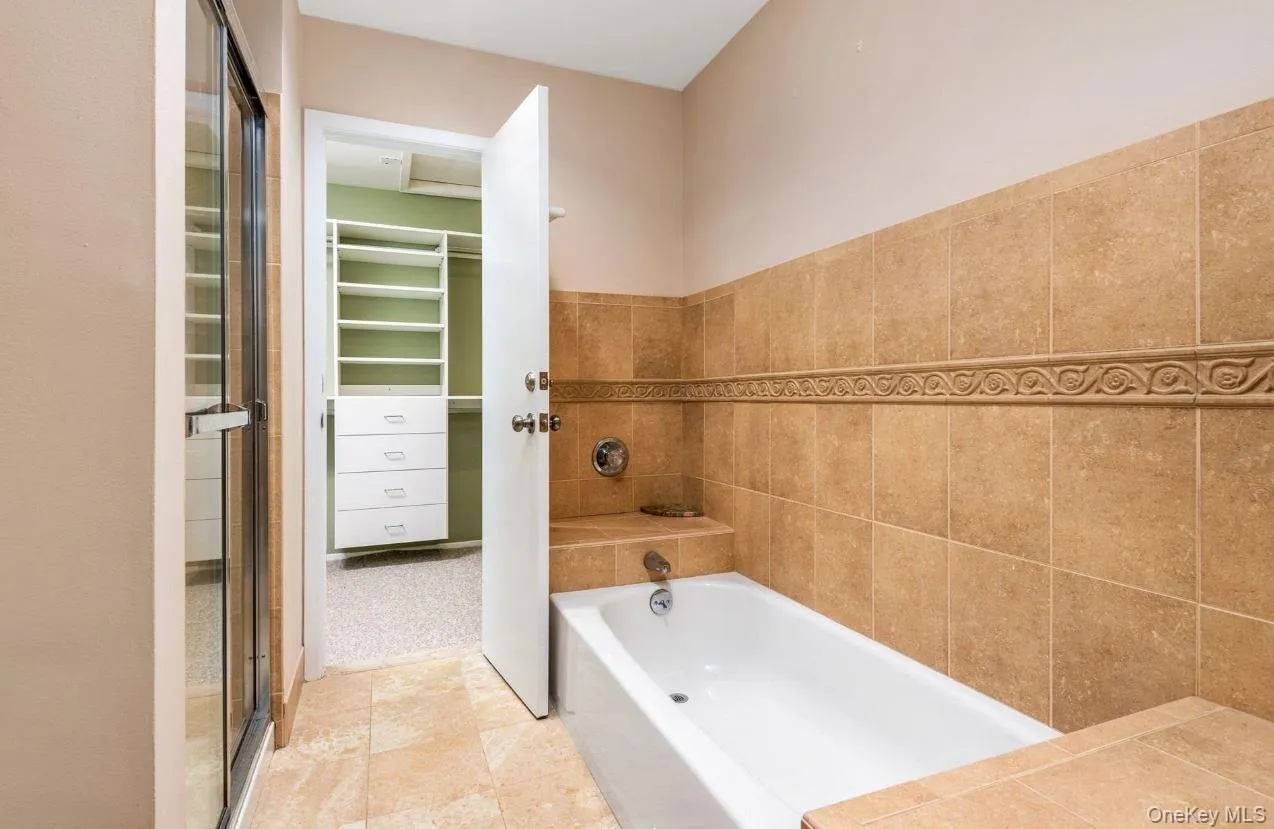 138 The Knoll, Oyster Bay, NY, 3 Bedrooms Bedrooms, 8 Rooms Rooms,2 BathroomsBathrooms,Residential Lease,For Rent,The,0,1029771 138 The Knoll, Oyster Bay, NY, 3 Bedrooms Bedrooms, 8 Rooms Rooms,2 BathroomsBathrooms,Residential Lease,For Rent,The,0,1029771