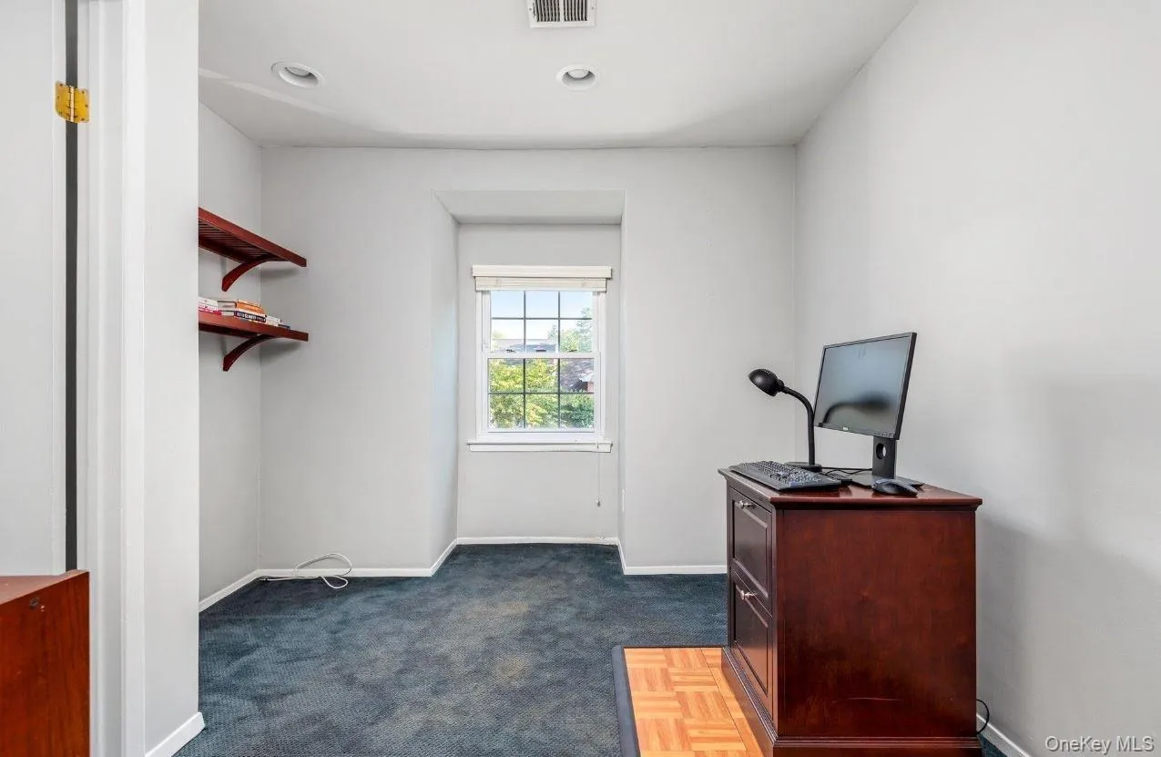 138 The Knoll, Oyster Bay, NY, 3 Bedrooms Bedrooms, 8 Rooms Rooms,2 BathroomsBathrooms,Residential Lease,For Rent,The,0,1029771 138 The Knoll, Oyster Bay, NY, 3 Bedrooms Bedrooms, 8 Rooms Rooms,2 BathroomsBathrooms,Residential Lease,For Rent,The,0,1029771