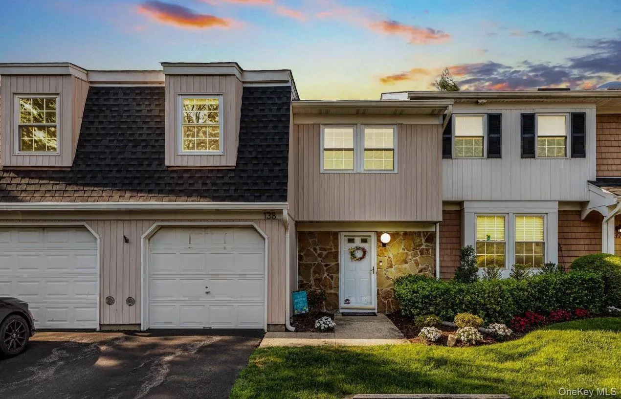 138 The Knoll, Oyster Bay, NY, 3 Bedrooms Bedrooms, 8 Rooms Rooms,2 BathroomsBathrooms,Residential Lease,For Rent,The,0,1029771 138 The Knoll, Oyster Bay, NY, 3 Bedrooms Bedrooms, 8 Rooms Rooms,2 BathroomsBathrooms,Residential Lease,For Rent,The,0,1029771