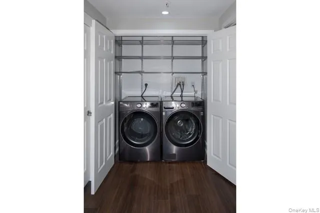 1100 Avalon Street, Glen Cove, NY, 2 Bedrooms Bedrooms, 6 Rooms Rooms,2 BathroomsBathrooms,Residential Lease,For Rent,Avalon,0,1029772 1100 Avalon Street, Glen Cove, NY, 2 Bedrooms Bedrooms, 6 Rooms Rooms,2 BathroomsBathrooms,Residential Lease,For Rent,Avalon,0,1029772