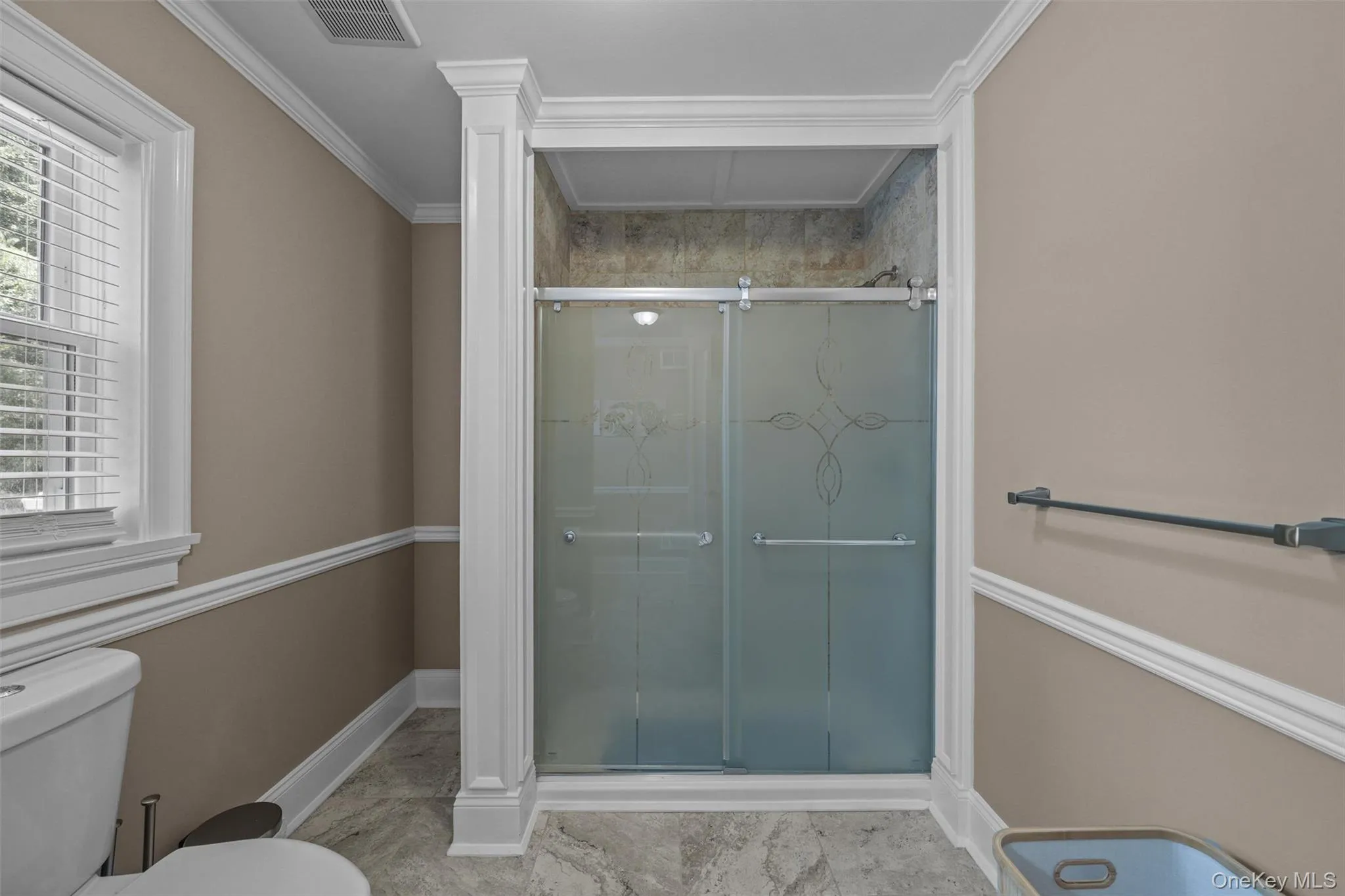 36 New Valley Road, Clarkstown, NY, 4 Bedrooms Bedrooms, 15 Rooms Rooms,4 BathroomsBathrooms,Residential,For Rent,New Valley,0,1029775 36 New Valley Road, Clarkstown, NY, 4 Bedrooms Bedrooms, 15 Rooms Rooms,4 BathroomsBathrooms,Residential,For Rent,New Valley,0,1029775
