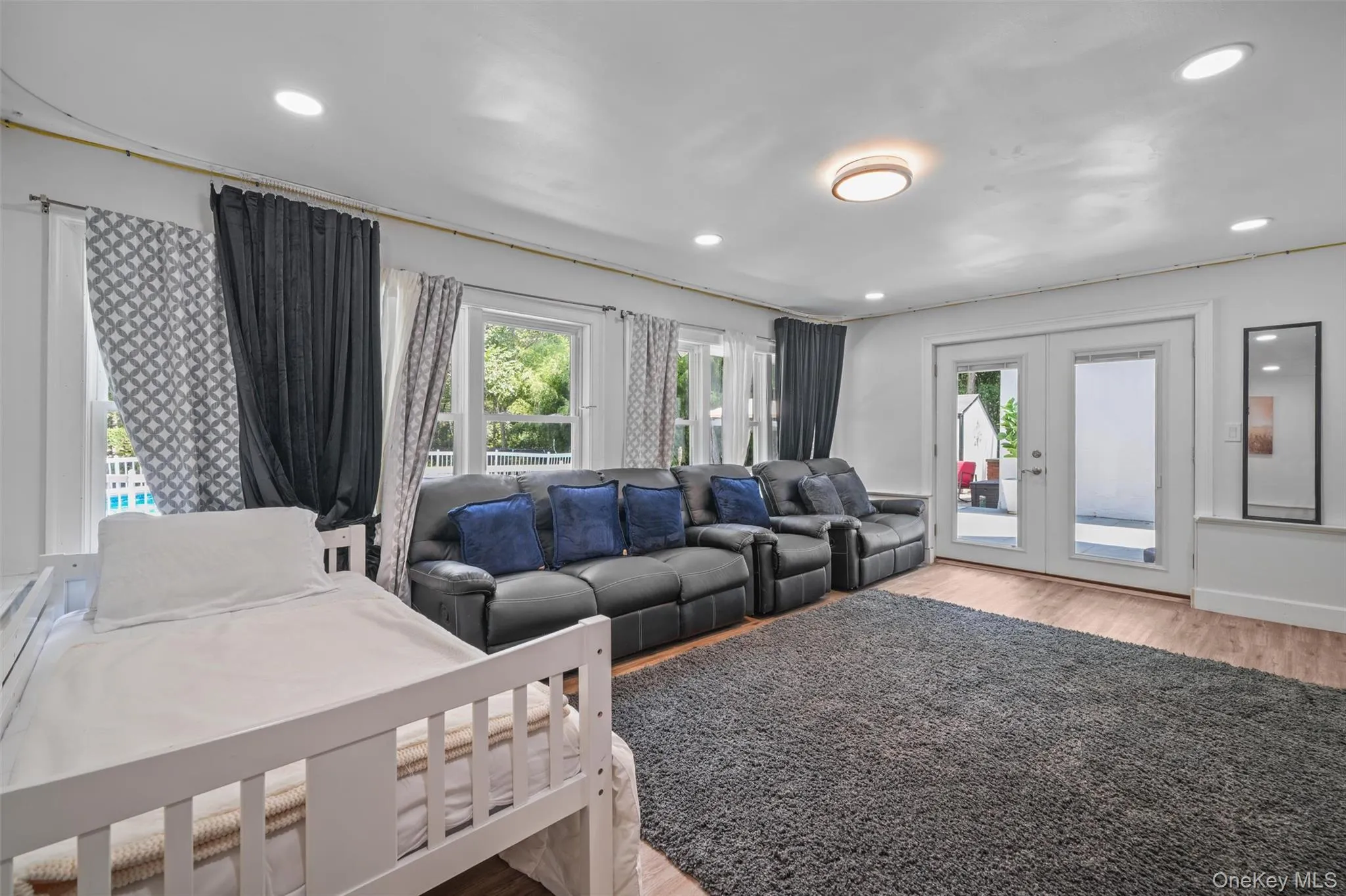 36 New Valley Road, Clarkstown, NY, 4 Bedrooms Bedrooms, 15 Rooms Rooms,4 BathroomsBathrooms,Residential,For Rent,New Valley,0,1029775 36 New Valley Road, Clarkstown, NY, 4 Bedrooms Bedrooms, 15 Rooms Rooms,4 BathroomsBathrooms,Residential,For Rent,New Valley,0,1029775