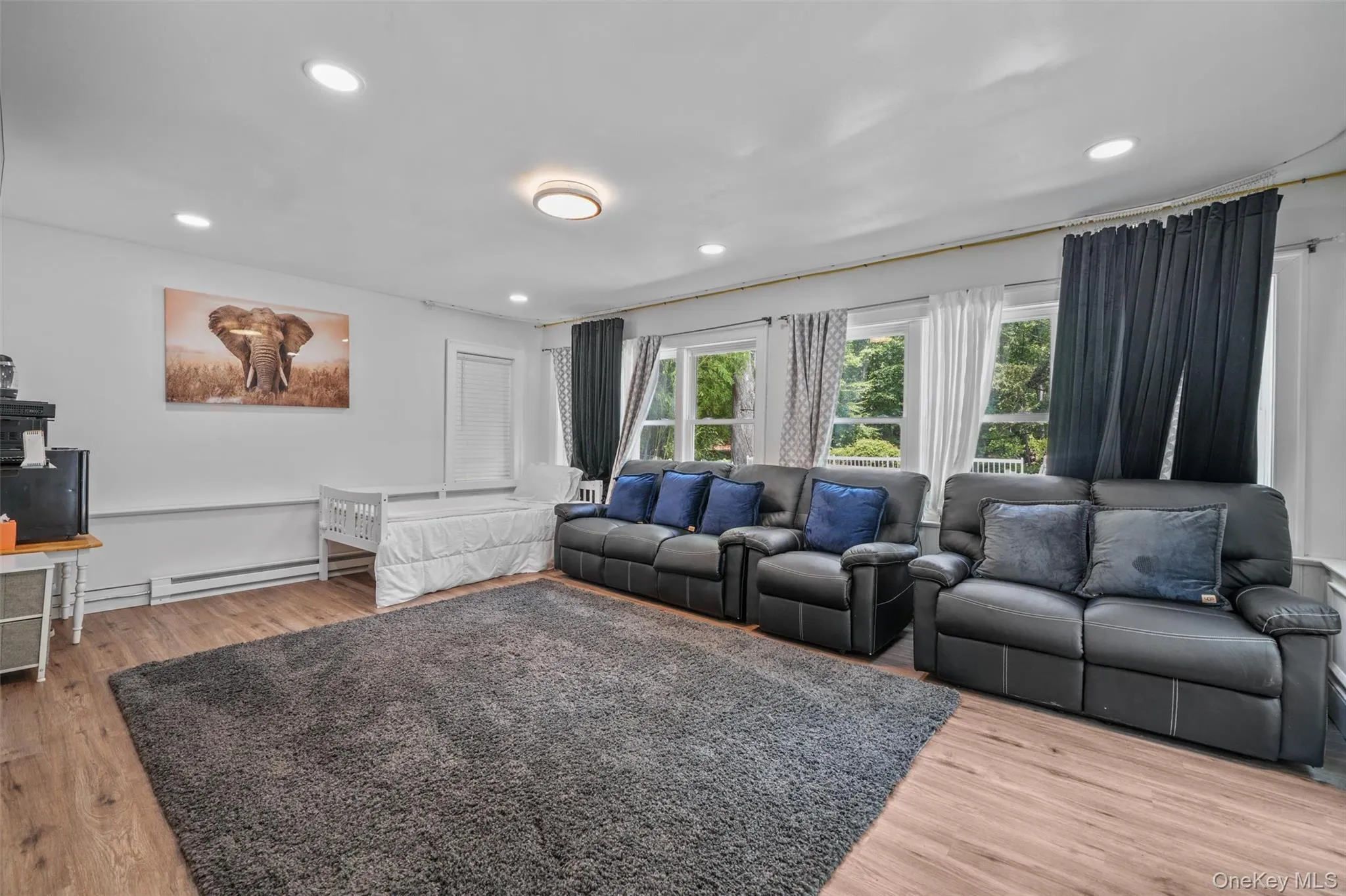 36 New Valley Road, Clarkstown, NY, 4 Bedrooms Bedrooms, 15 Rooms Rooms,4 BathroomsBathrooms,Residential,For Rent,New Valley,0,1029775 36 New Valley Road, Clarkstown, NY, 4 Bedrooms Bedrooms, 15 Rooms Rooms,4 BathroomsBathrooms,Residential,For Rent,New Valley,0,1029775