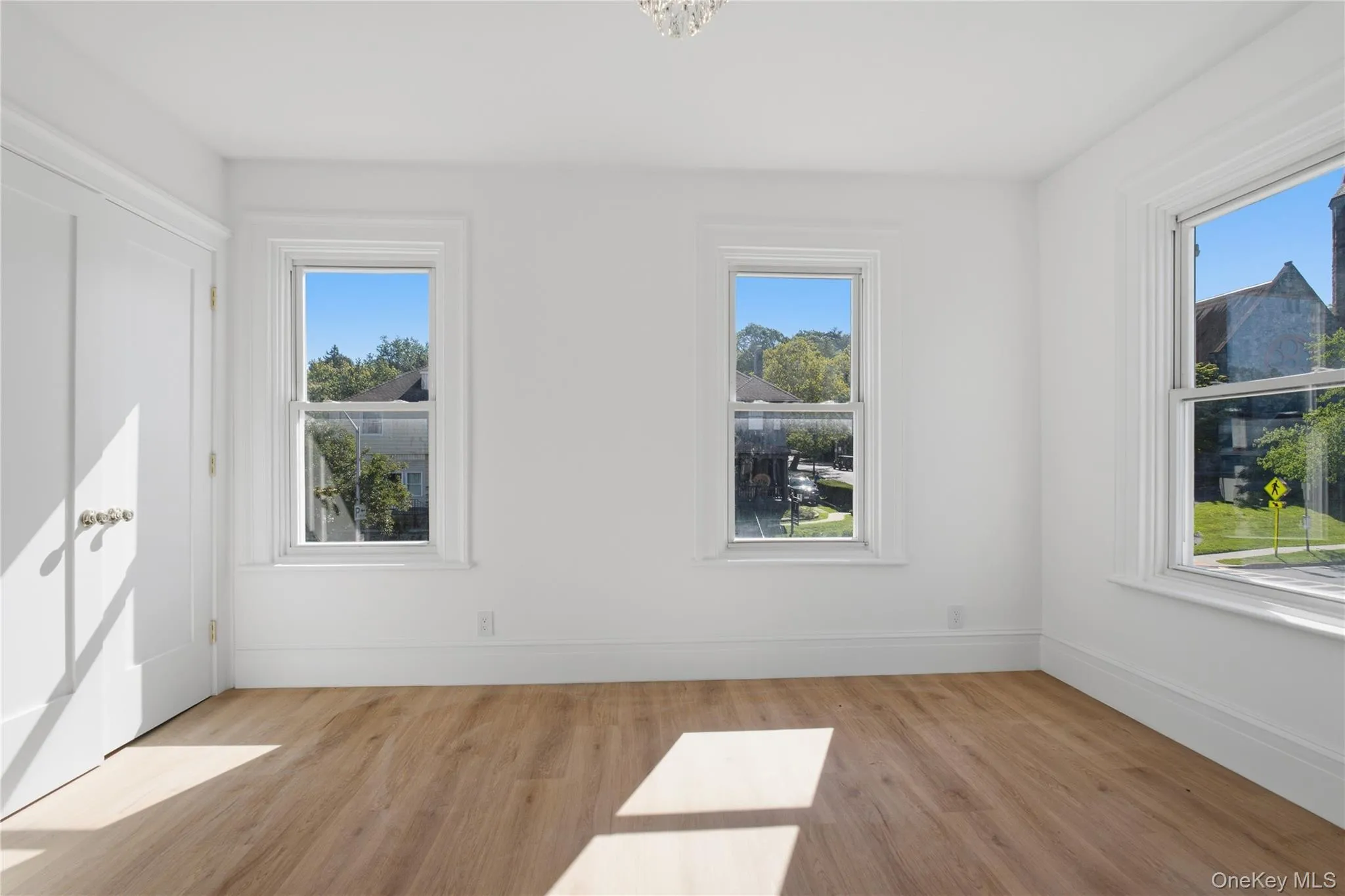 35 South Broadway, Greenburgh, NY, 6 Bedroom Bedrooms, 12 Room Rooms,3 BathroomBathrooms,Residential Lease,For Rent,South Broadway,0,1029785 35 South Broadway, Greenburgh, NY, 6 Bedroom Bedrooms, 12 Room Rooms,3 BathroomBathrooms,Residential Lease,For Rent,South Broadway,0,1029785