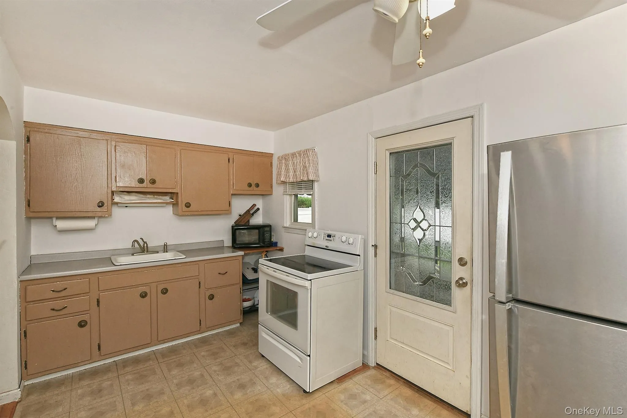 3642 Lark Street, Hempstead, NY, 3 Bedrooms Bedrooms, 9 Rooms Rooms,1 BathroomBathrooms,Residential,For Rent,Lark,0,1029786 3642 Lark Street, Hempstead, NY, 3 Bedrooms Bedrooms, 9 Rooms Rooms,1 BathroomBathrooms,Residential,For Rent,Lark,0,1029786