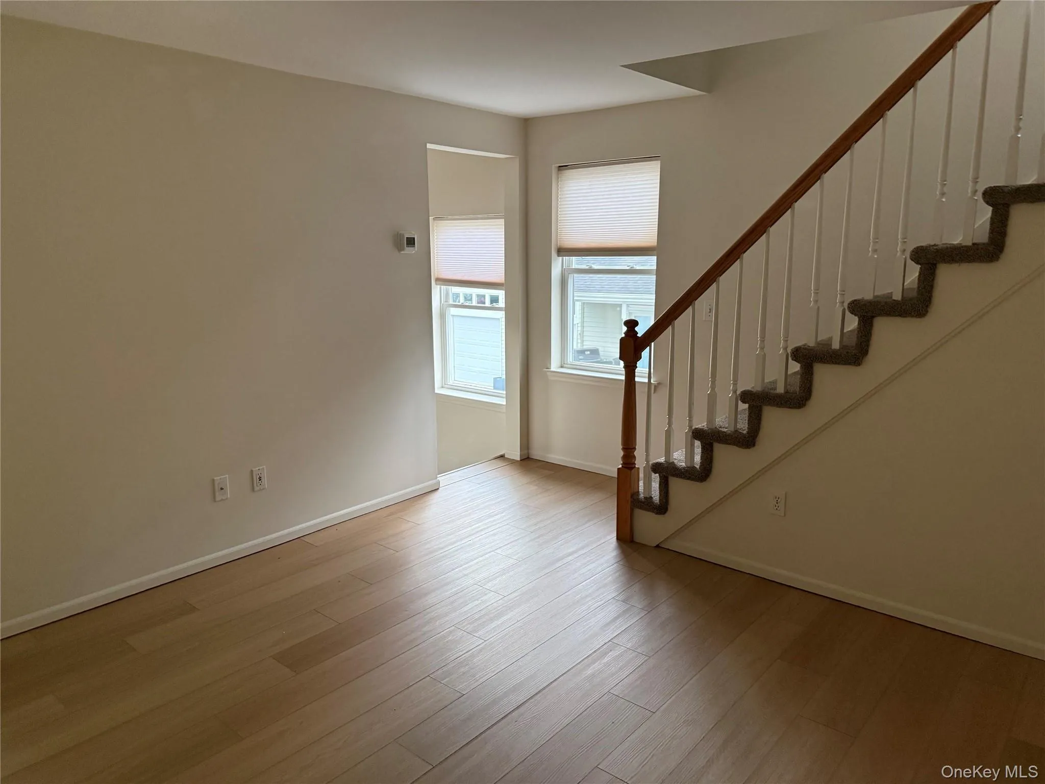 17 Fairview Street, Huntington, NY, 2 Bedrooms Bedrooms, 4 Rooms Rooms,1 BathroomBathrooms,Residential Lease,For Rent,Fairview,0,1029792 17 Fairview Street, Huntington, NY, 2 Bedrooms Bedrooms, 4 Rooms Rooms,1 BathroomBathrooms,Residential Lease,For Rent,Fairview,0,1029792