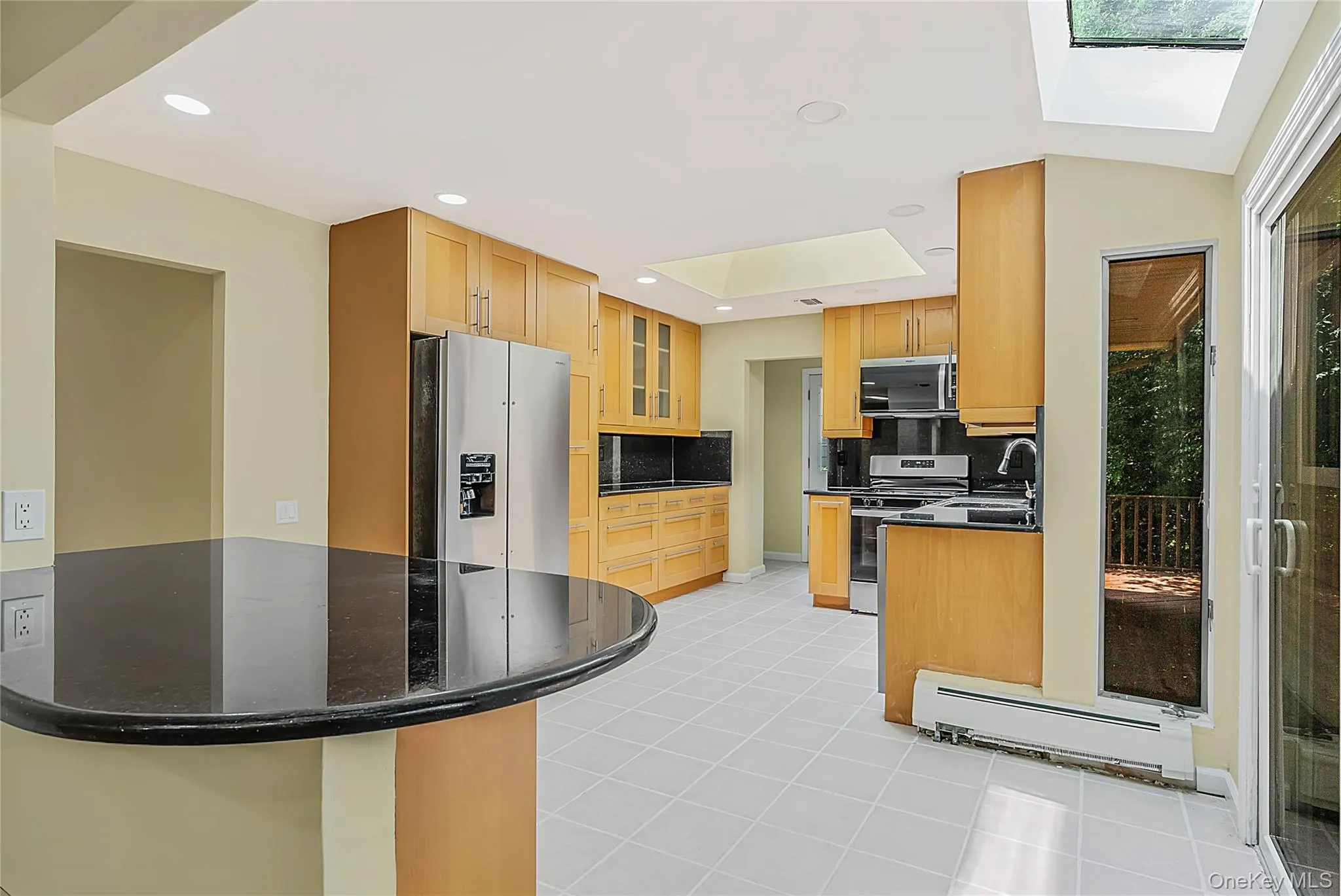 15 Dix Circle, Huntington, NY, 4 Bedrooms Bedrooms, 8 Rooms Rooms,2 BathroomsBathrooms,Residential,For Rent,Dix,0,1029801 15 Dix Circle, Huntington, NY, 4 Bedrooms Bedrooms, 8 Rooms Rooms,2 BathroomsBathrooms,Residential,For Rent,Dix,0,1029801
