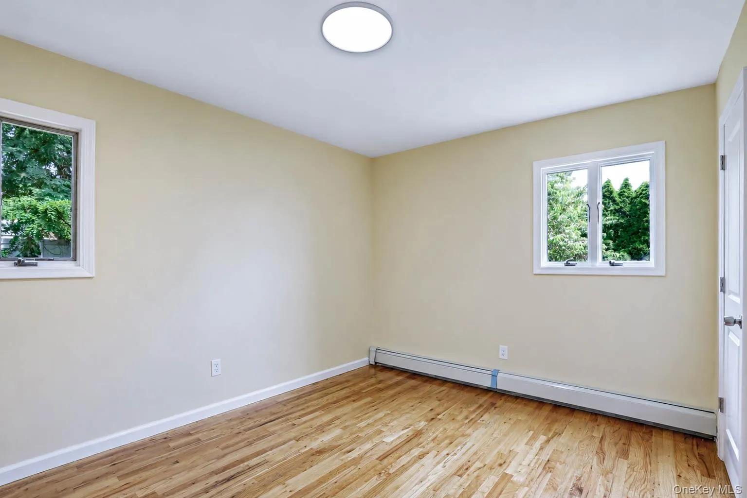 15 Dix Circle, Huntington, NY, 4 Bedrooms Bedrooms, 8 Rooms Rooms,2 BathroomsBathrooms,Residential,For Rent,Dix,0,1029801 15 Dix Circle, Huntington, NY, 4 Bedrooms Bedrooms, 8 Rooms Rooms,2 BathroomsBathrooms,Residential,For Rent,Dix,0,1029801