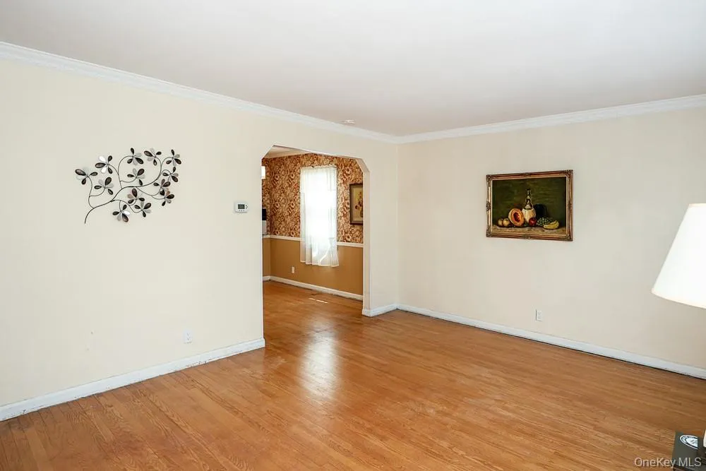 560 6th Street, North Hempstead, NY, 5 Bedrooms Bedrooms, 7 Rooms Rooms,2 BathroomsBathrooms,Residential,For Rent,6th,0,1029807 560 6th Street, North Hempstead, NY, 5 Bedrooms Bedrooms, 7 Rooms Rooms,2 BathroomsBathrooms,Residential,For Rent,6th,0,1029807