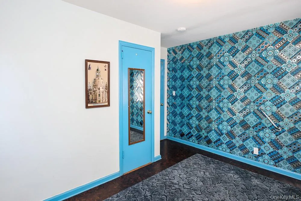 560 6th Street, North Hempstead, NY, 5 Bedrooms Bedrooms, 7 Rooms Rooms,2 BathroomsBathrooms,Residential,For Rent,6th,0,1029807 560 6th Street, North Hempstead, NY, 5 Bedrooms Bedrooms, 7 Rooms Rooms,2 BathroomsBathrooms,Residential,For Rent,6th,0,1029807