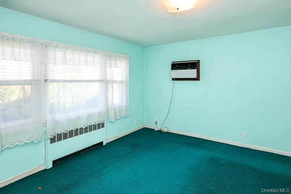 560 6th Street, North Hempstead, NY, 5 Bedrooms Bedrooms, 7 Rooms Rooms,2 BathroomsBathrooms,Residential,For Rent,6th,0,1029807 560 6th Street, North Hempstead, NY, 5 Bedrooms Bedrooms, 7 Rooms Rooms,2 BathroomsBathrooms,Residential,For Rent,6th,0,1029807