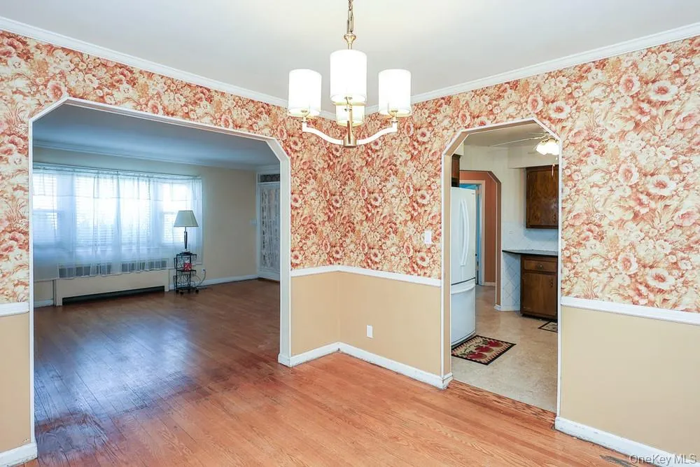 560 6th Street, North Hempstead, NY, 5 Bedrooms Bedrooms, 7 Rooms Rooms,2 BathroomsBathrooms,Residential,For Rent,6th,0,1029807 560 6th Street, North Hempstead, NY, 5 Bedrooms Bedrooms, 7 Rooms Rooms,2 BathroomsBathrooms,Residential,For Rent,6th,0,1029807
