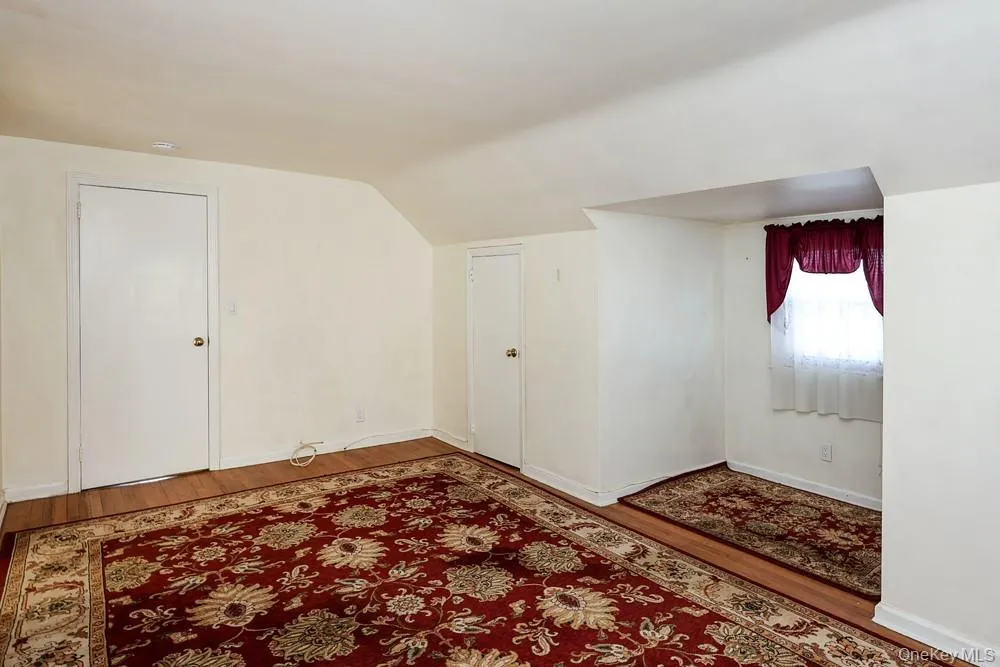 560 6th Street, North Hempstead, NY, 5 Bedrooms Bedrooms, 7 Rooms Rooms,2 BathroomsBathrooms,Residential,For Rent,6th,0,1029807 560 6th Street, North Hempstead, NY, 5 Bedrooms Bedrooms, 7 Rooms Rooms,2 BathroomsBathrooms,Residential,For Rent,6th,0,1029807