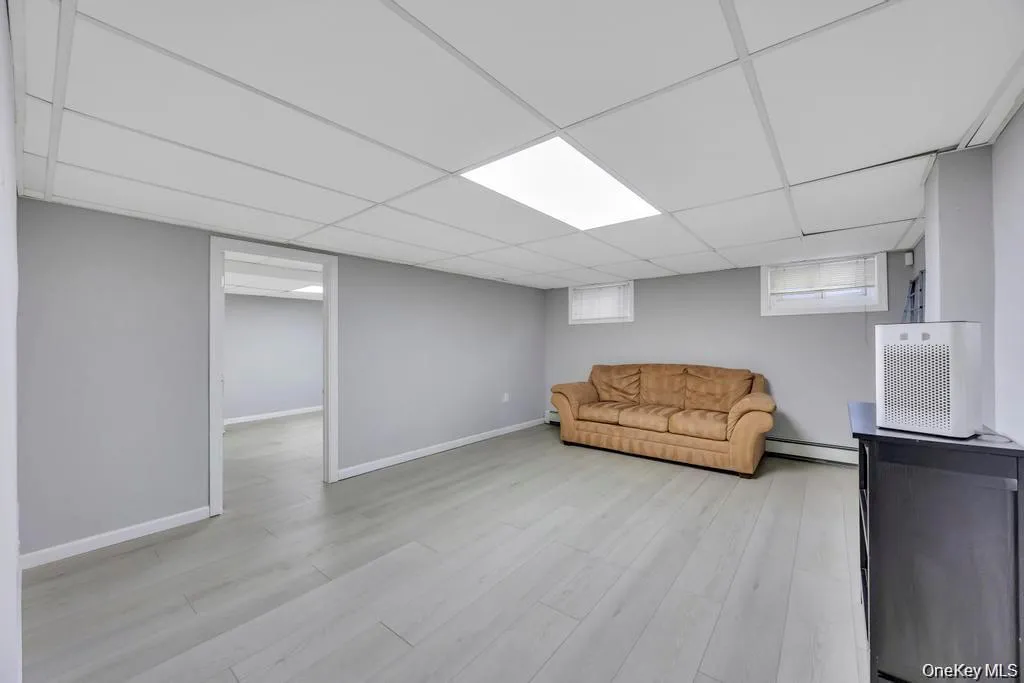 30 Andover Lane, Oyster Bay, NY, 4 Bedrooms Bedrooms, 10 Rooms Rooms,3 BathroomsBathrooms,Residential,For Rent,Andover,0,1029808 30 Andover Lane, Oyster Bay, NY, 4 Bedrooms Bedrooms, 10 Rooms Rooms,3 BathroomsBathrooms,Residential,For Rent,Andover,0,1029808