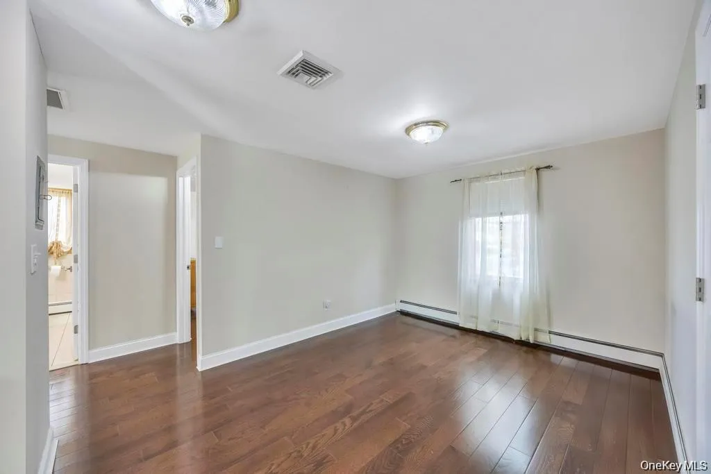 30 Andover Lane, Oyster Bay, NY, 4 Bedrooms Bedrooms, 10 Rooms Rooms,3 BathroomsBathrooms,Residential,For Rent,Andover,0,1029808 30 Andover Lane, Oyster Bay, NY, 4 Bedrooms Bedrooms, 10 Rooms Rooms,3 BathroomsBathrooms,Residential,For Rent,Andover,0,1029808