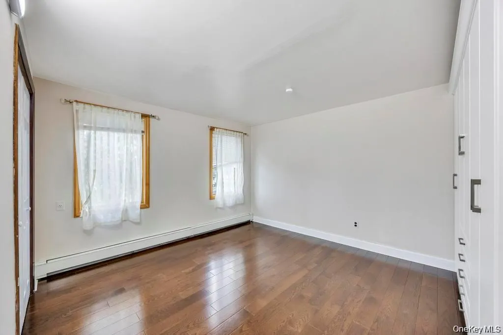 30 Andover Lane, Oyster Bay, NY, 4 Bedrooms Bedrooms, 10 Rooms Rooms,3 BathroomsBathrooms,Residential,For Rent,Andover,0,1029808 30 Andover Lane, Oyster Bay, NY, 4 Bedrooms Bedrooms, 10 Rooms Rooms,3 BathroomsBathrooms,Residential,For Rent,Andover,0,1029808