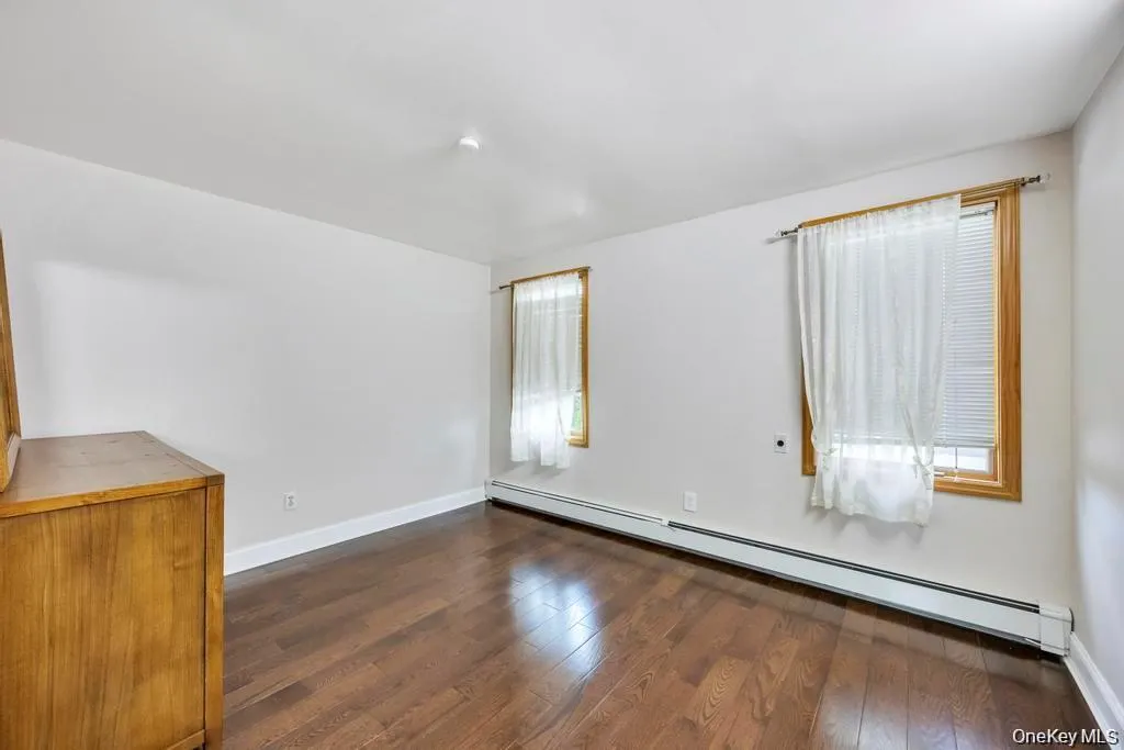 30 Andover Lane, Oyster Bay, NY, 4 Bedrooms Bedrooms, 10 Rooms Rooms,3 BathroomsBathrooms,Residential,For Rent,Andover,0,1029808 30 Andover Lane, Oyster Bay, NY, 4 Bedrooms Bedrooms, 10 Rooms Rooms,3 BathroomsBathrooms,Residential,For Rent,Andover,0,1029808