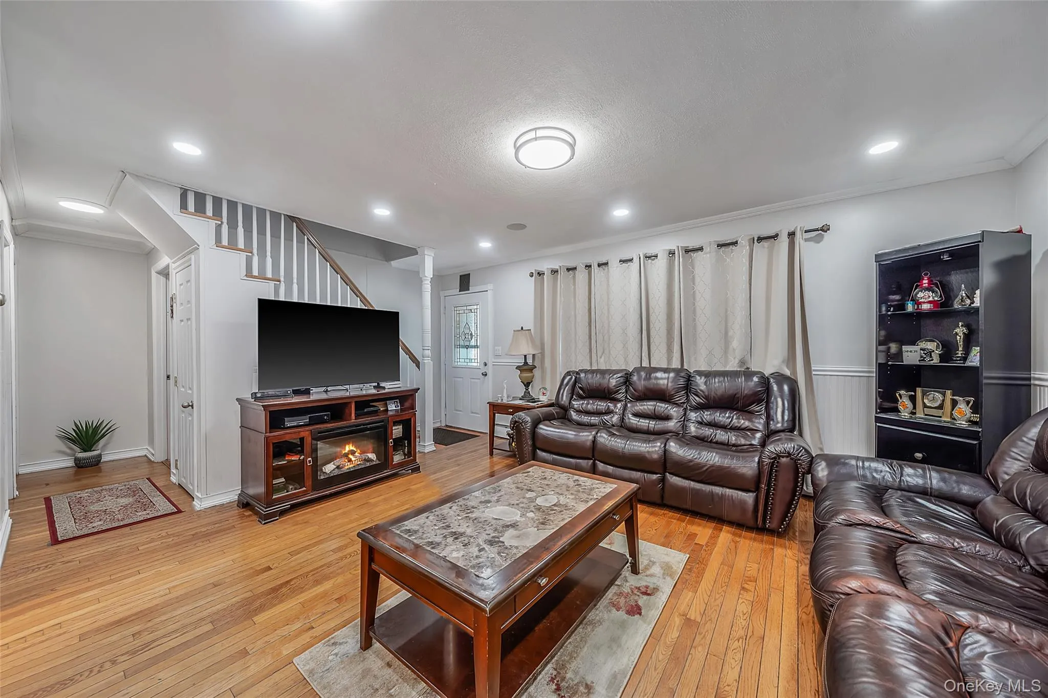 1641 3rd Avenue, Islip, NY, 5 Bedrooms Bedrooms, 9 Rooms Rooms,4 BathroomsBathrooms,Residential,For Rent,3rd,0,1029811 1641 3rd Avenue, Islip, NY, 5 Bedrooms Bedrooms, 9 Rooms Rooms,4 BathroomsBathrooms,Residential,For Rent,3rd,0,1029811