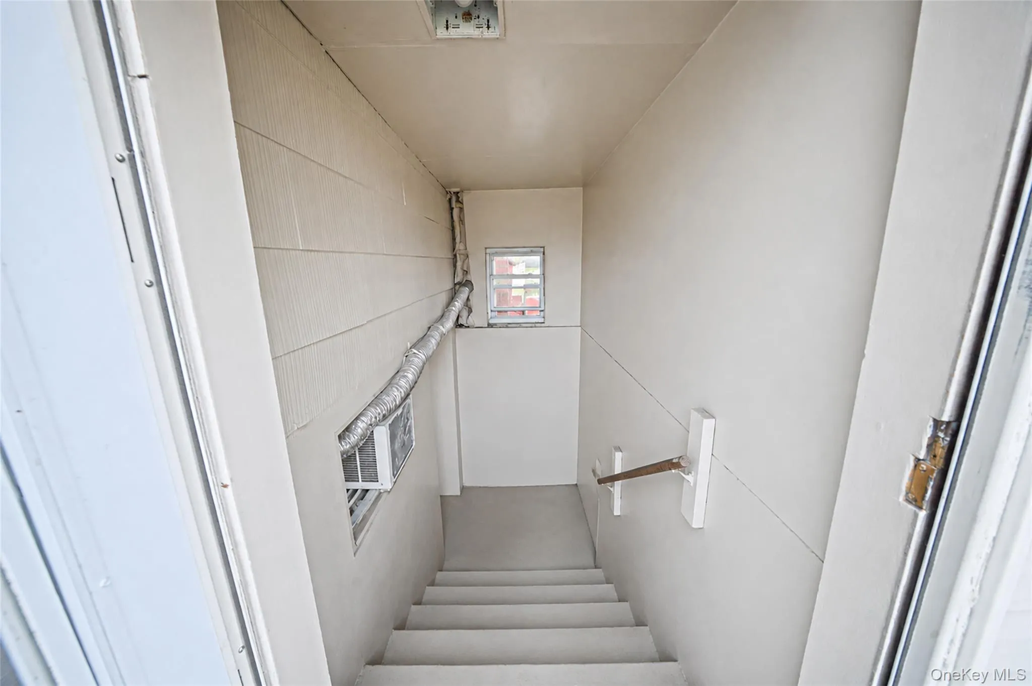 1641 3rd Avenue, Islip, NY, 5 Bedrooms Bedrooms, 9 Rooms Rooms,4 BathroomsBathrooms,Residential,For Rent,3rd,0,1029811 1641 3rd Avenue, Islip, NY, 5 Bedrooms Bedrooms, 9 Rooms Rooms,4 BathroomsBathrooms,Residential,For Rent,3rd,0,1029811