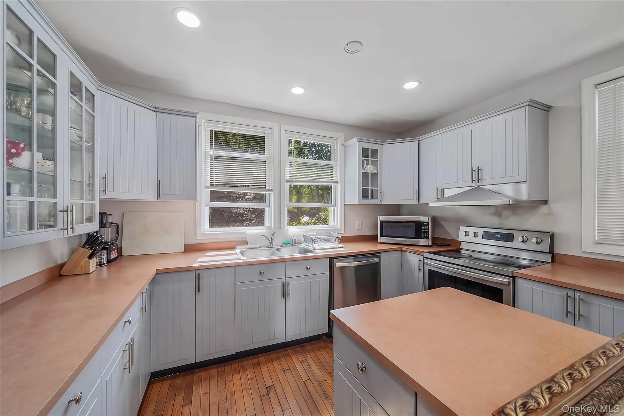 1641 3rd Avenue, Islip, NY, 5 Bedrooms Bedrooms, 9 Rooms Rooms,4 BathroomsBathrooms,Residential,For Rent,3rd,0,1029811 1641 3rd Avenue, Islip, NY, 5 Bedrooms Bedrooms, 9 Rooms Rooms,4 BathroomsBathrooms,Residential,For Rent,3rd,0,1029811