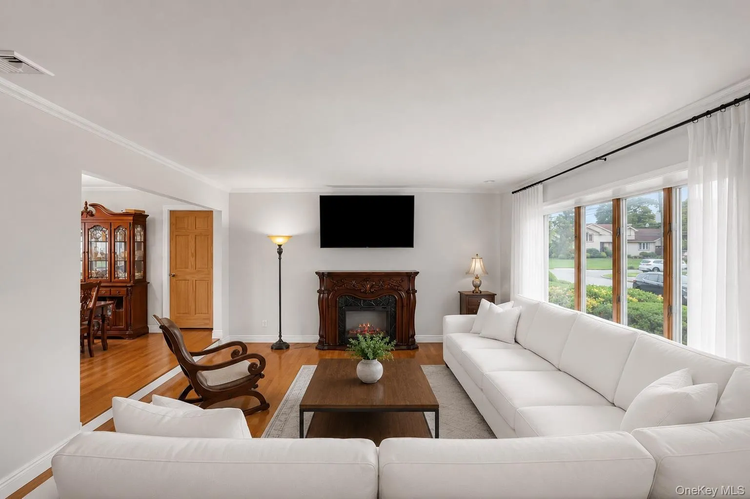 61 Hemlock Lane, Oyster Bay, NY, 5 Bedrooms Bedrooms, 10 Rooms Rooms,3 BathroomsBathrooms,Residential,For Rent,Hemlock,0,1029813 61 Hemlock Lane, Oyster Bay, NY, 5 Bedrooms Bedrooms, 10 Rooms Rooms,3 BathroomsBathrooms,Residential,For Rent,Hemlock,0,1029813