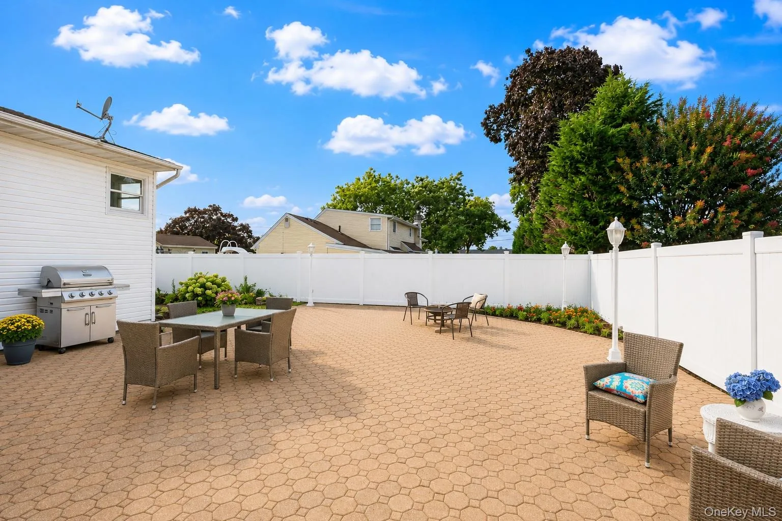 61 Hemlock Lane, Oyster Bay, NY, 5 Bedrooms Bedrooms, 10 Rooms Rooms,3 BathroomsBathrooms,Residential,For Rent,Hemlock,0,1029813 61 Hemlock Lane, Oyster Bay, NY, 5 Bedrooms Bedrooms, 10 Rooms Rooms,3 BathroomsBathrooms,Residential,For Rent,Hemlock,0,1029813