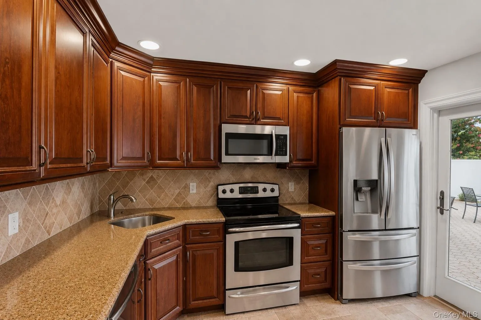 61 Hemlock Lane, Oyster Bay, NY, 5 Bedrooms Bedrooms, 10 Rooms Rooms,3 BathroomsBathrooms,Residential,For Rent,Hemlock,0,1029813 61 Hemlock Lane, Oyster Bay, NY, 5 Bedrooms Bedrooms, 10 Rooms Rooms,3 BathroomsBathrooms,Residential,For Rent,Hemlock,0,1029813