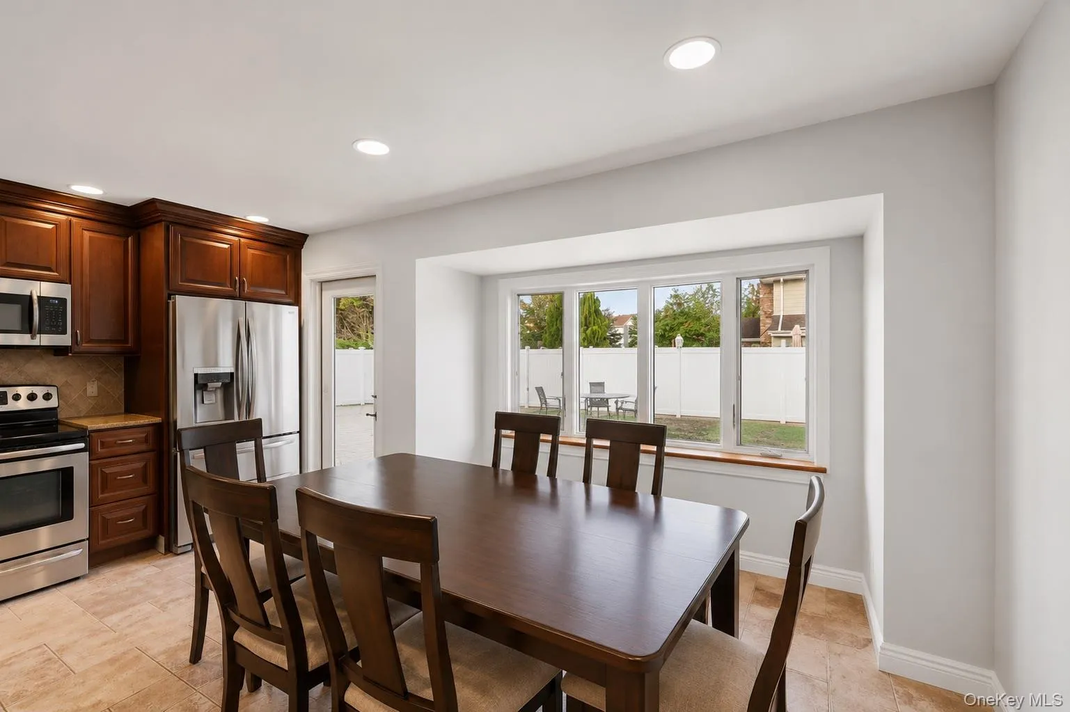 61 Hemlock Lane, Oyster Bay, NY, 5 Bedrooms Bedrooms, 10 Rooms Rooms,3 BathroomsBathrooms,Residential,For Rent,Hemlock,0,1029813 61 Hemlock Lane, Oyster Bay, NY, 5 Bedrooms Bedrooms, 10 Rooms Rooms,3 BathroomsBathrooms,Residential,For Rent,Hemlock,0,1029813