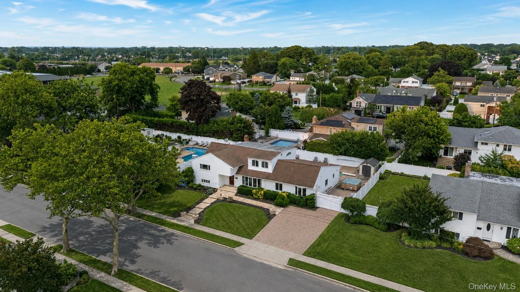 61 Hemlock Lane, Oyster Bay, NY, 5 Bedrooms Bedrooms, 10 Rooms Rooms,3 BathroomsBathrooms,Residential,For Rent,Hemlock,0,1029813 61 Hemlock Lane, Oyster Bay, NY, 5 Bedrooms Bedrooms, 10 Rooms Rooms,3 BathroomsBathrooms,Residential,For Rent,Hemlock,0,1029813