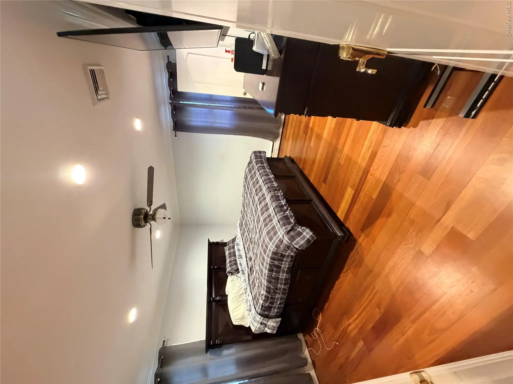364 Lockwood Drive, Brookhaven, NY, 3 Bedrooms Bedrooms, 7 Rooms Rooms,1 BathroomBathrooms,Residential Lease,For Rent,Lockwood,0,1029818 364 Lockwood Drive, Brookhaven, NY, 3 Bedrooms Bedrooms, 7 Rooms Rooms,1 BathroomBathrooms,Residential Lease,For Rent,Lockwood,0,1029818