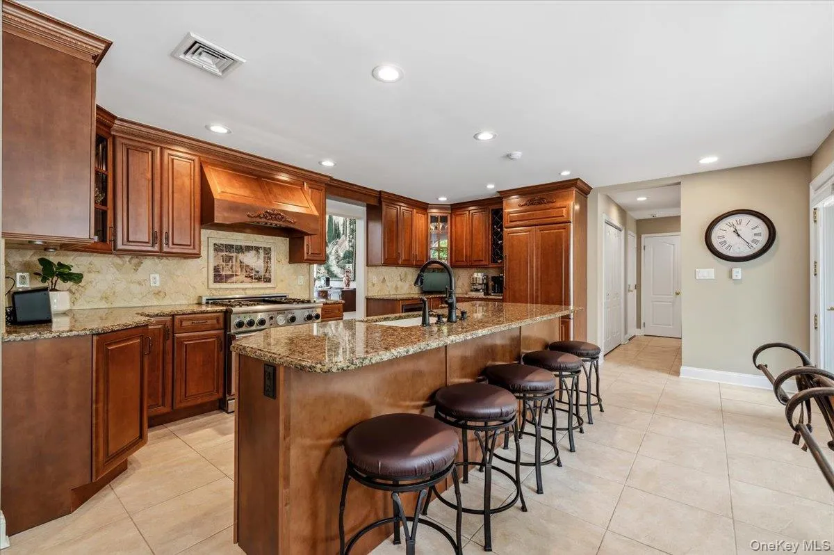 4 Shannon Drive, Oyster Bay, NY, 5 Bedrooms Bedrooms, 9 Rooms Rooms,3 BathroomsBathrooms,Residential,For Rent,Shannon,0,1029820 4 Shannon Drive, Oyster Bay, NY, 5 Bedrooms Bedrooms, 9 Rooms Rooms,3 BathroomsBathrooms,Residential,For Rent,Shannon,0,1029820