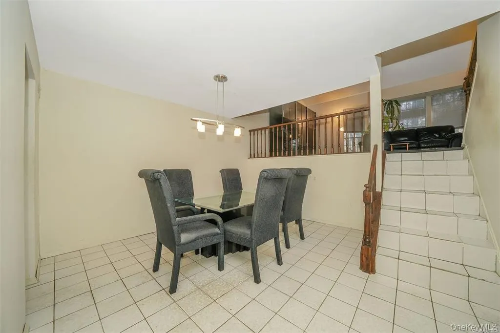 37 Santa Barbara Drive, Oyster Bay, NY, 2 Bedrooms Bedrooms, 6 Rooms Rooms,2 BathroomsBathrooms,Residential,For Rent,Santa Barbara,0,1029822 37 Santa Barbara Drive, Oyster Bay, NY, 2 Bedrooms Bedrooms, 6 Rooms Rooms,2 BathroomsBathrooms,Residential,For Rent,Santa Barbara,0,1029822