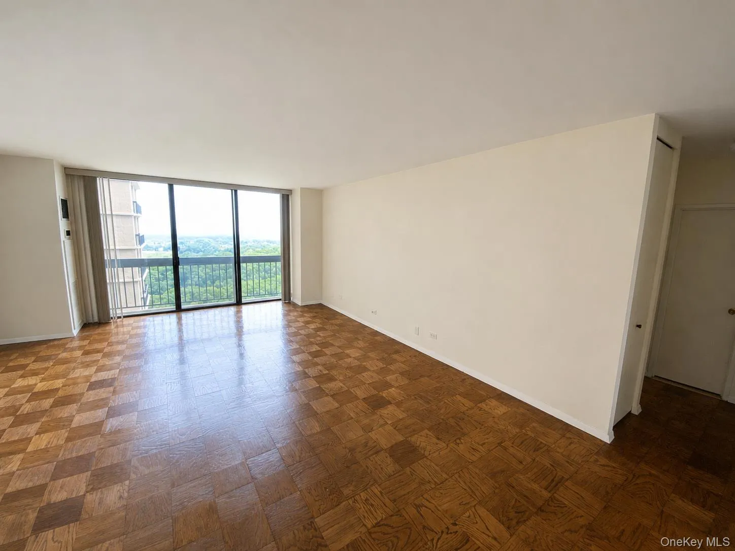 27110 Grand Central Parkway, New York, NY, 1 Bedroom Bedrooms, 5 Rooms Rooms,1 BathroomBathrooms,Residential,For Rent,Grand Central,0,1029823 27110 Grand Central Parkway, New York, NY, 1 Bedroom Bedrooms, 5 Rooms Rooms,1 BathroomBathrooms,Residential,For Rent,Grand Central,0,1029823