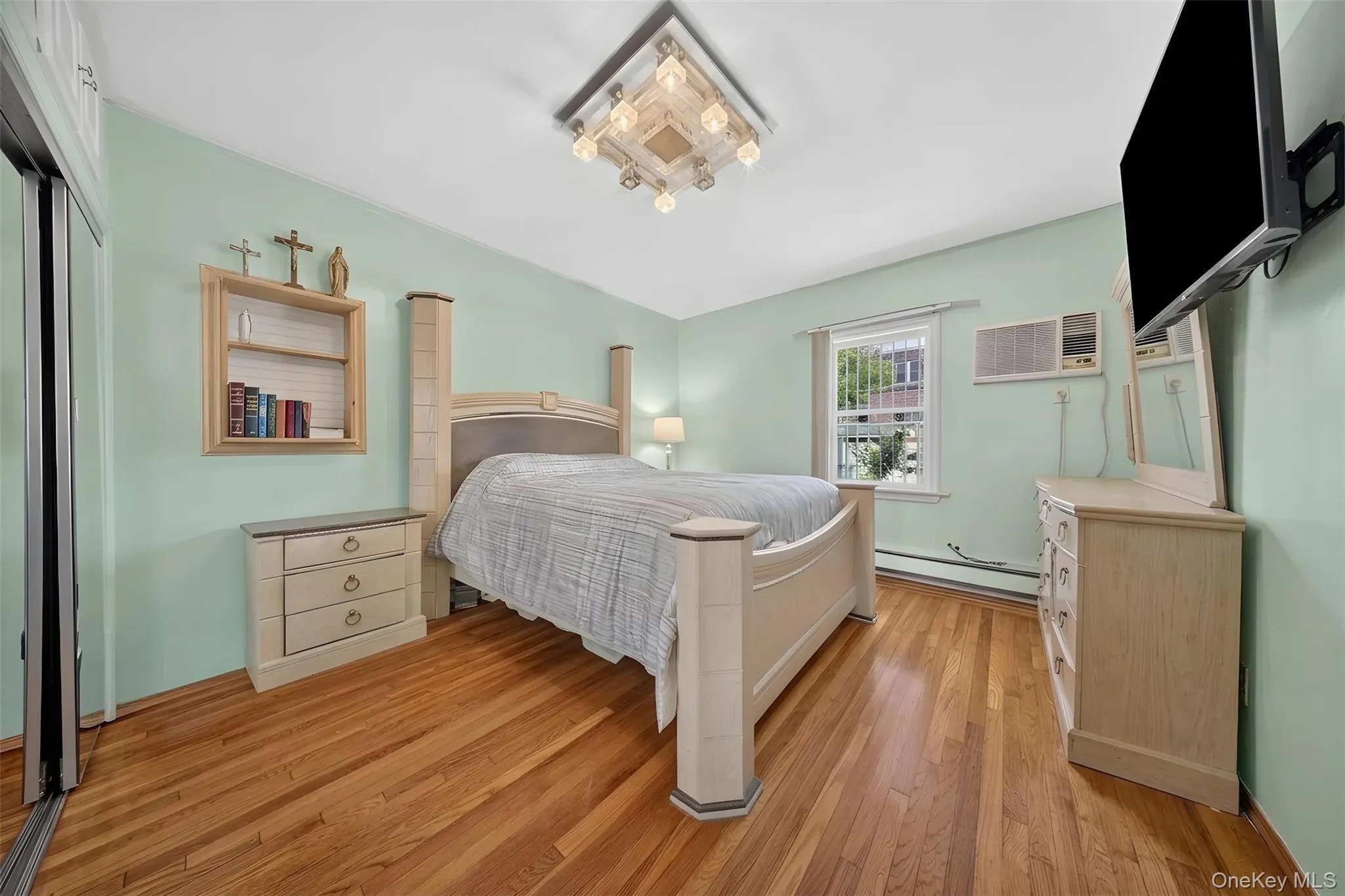 Hardwood flooring with a gloss finish Hardwood flooring with a gloss finish