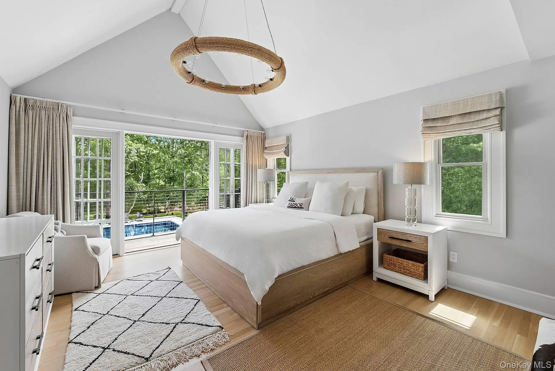 1 Fox Crossing, Southampton, NY, 5 Bedrooms Bedrooms, 10 Rooms Rooms,5 BathroomsBathrooms,Residential Lease,For Rent,Fox,0,1029848 1 Fox Crossing, Southampton, NY, 5 Bedrooms Bedrooms, 10 Rooms Rooms,5 BathroomsBathrooms,Residential Lease,For Rent,Fox,0,1029848