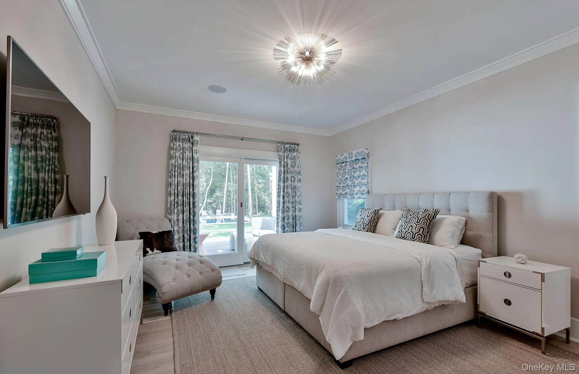 1 Fox Crossing, Southampton, NY, 5 Bedrooms Bedrooms, 10 Rooms Rooms,5 BathroomsBathrooms,Residential Lease,For Rent,Fox,0,1029848 1 Fox Crossing, Southampton, NY, 5 Bedrooms Bedrooms, 10 Rooms Rooms,5 BathroomsBathrooms,Residential Lease,For Rent,Fox,0,1029848
