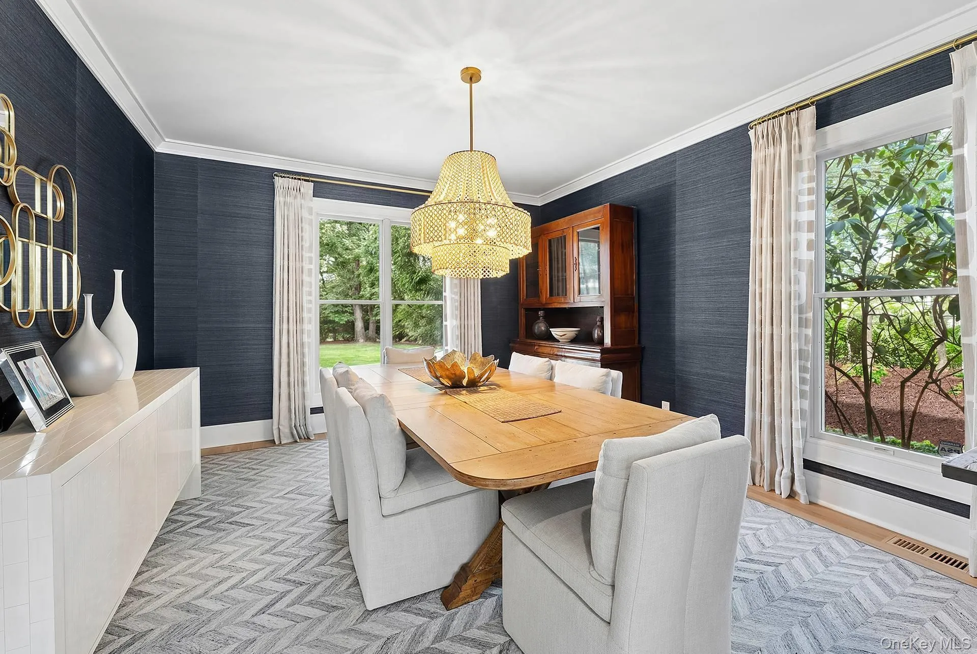 1 Fox Crossing, Southampton, NY, 5 Bedrooms Bedrooms, 10 Rooms Rooms,5 BathroomsBathrooms,Residential Lease,For Rent,Fox,0,1029848 1 Fox Crossing, Southampton, NY, 5 Bedrooms Bedrooms, 10 Rooms Rooms,5 BathroomsBathrooms,Residential Lease,For Rent,Fox,0,1029848