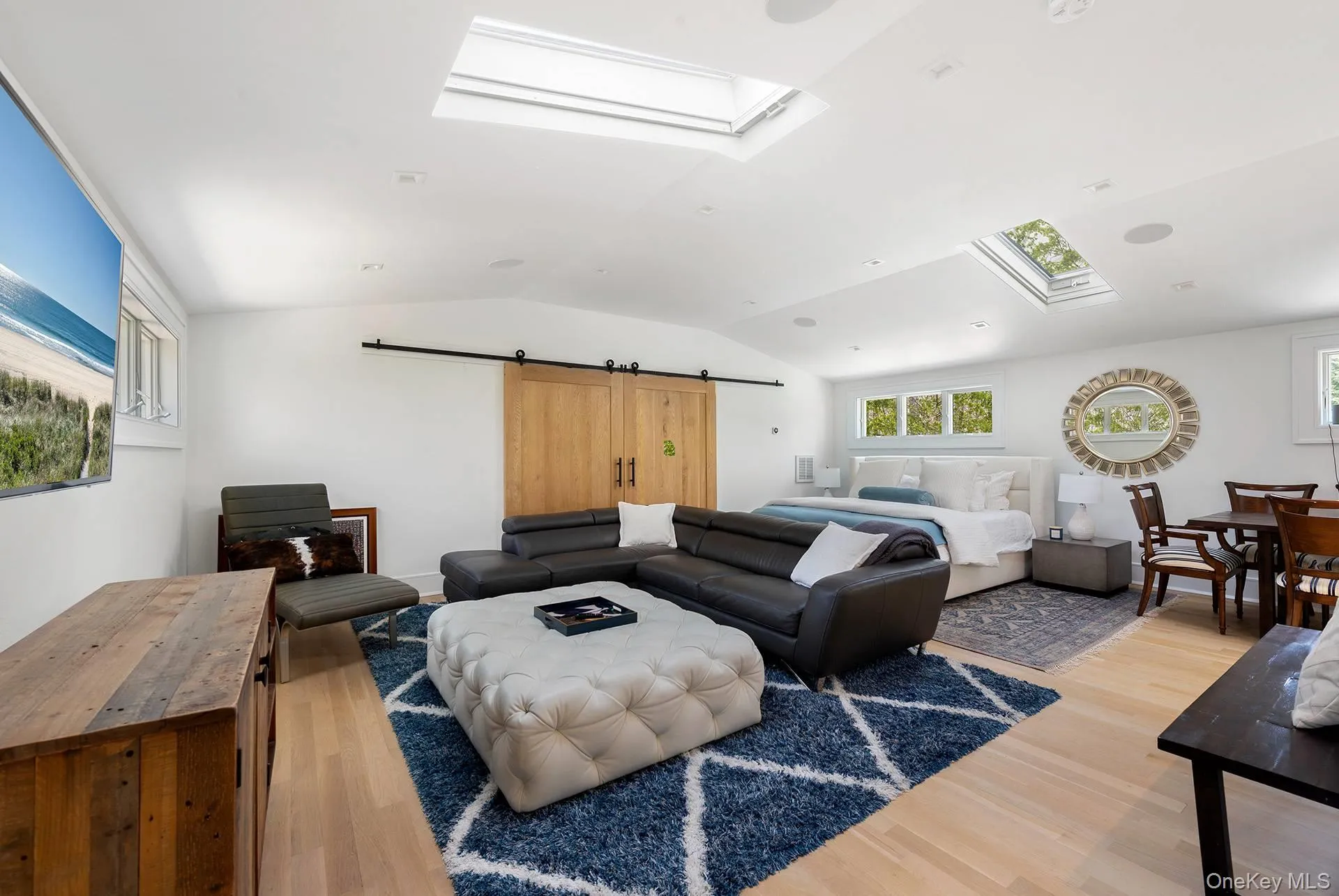 1 Fox Crossing, Southampton, NY, 5 Bedrooms Bedrooms, 10 Rooms Rooms,5 BathroomsBathrooms,Residential Lease,For Rent,Fox,0,1029848 1 Fox Crossing, Southampton, NY, 5 Bedrooms Bedrooms, 10 Rooms Rooms,5 BathroomsBathrooms,Residential Lease,For Rent,Fox,0,1029848