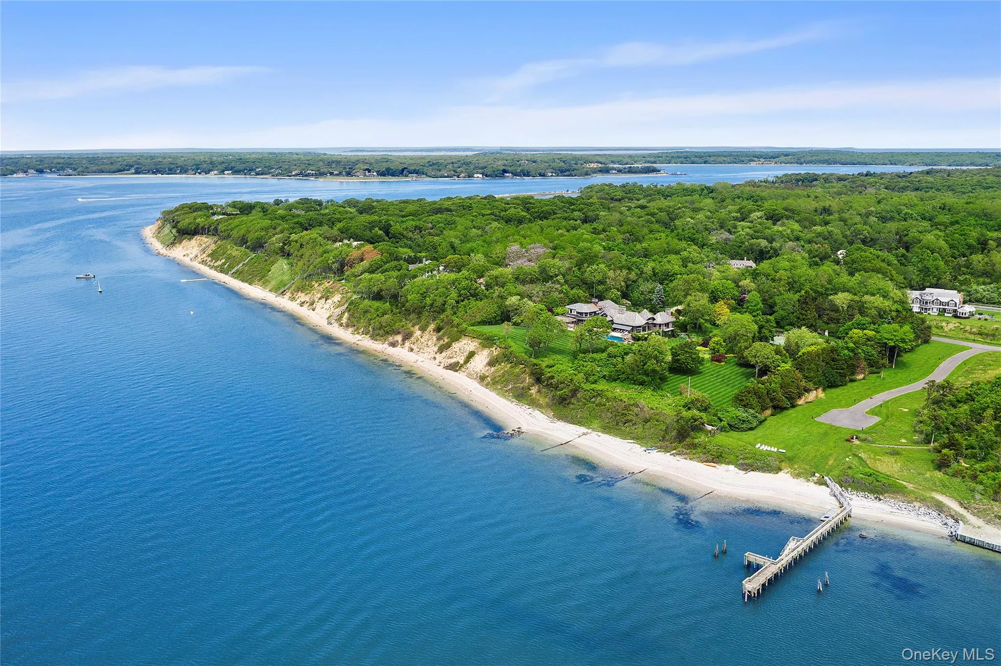 1 Fox Crossing, Southampton, NY, 5 Bedrooms Bedrooms, 10 Rooms Rooms,5 BathroomsBathrooms,Residential Lease,For Rent,Fox,0,1029848 1 Fox Crossing, Southampton, NY, 5 Bedrooms Bedrooms, 10 Rooms Rooms,5 BathroomsBathrooms,Residential Lease,For Rent,Fox,0,1029848