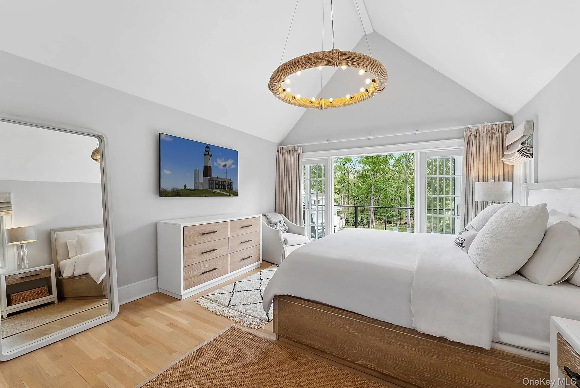 1 Fox Crossing, Southampton, NY, 5 Bedrooms Bedrooms, 10 Rooms Rooms,5 BathroomsBathrooms,Residential Lease,For Rent,Fox,0,1029848 1 Fox Crossing, Southampton, NY, 5 Bedrooms Bedrooms, 10 Rooms Rooms,5 BathroomsBathrooms,Residential Lease,For Rent,Fox,0,1029848