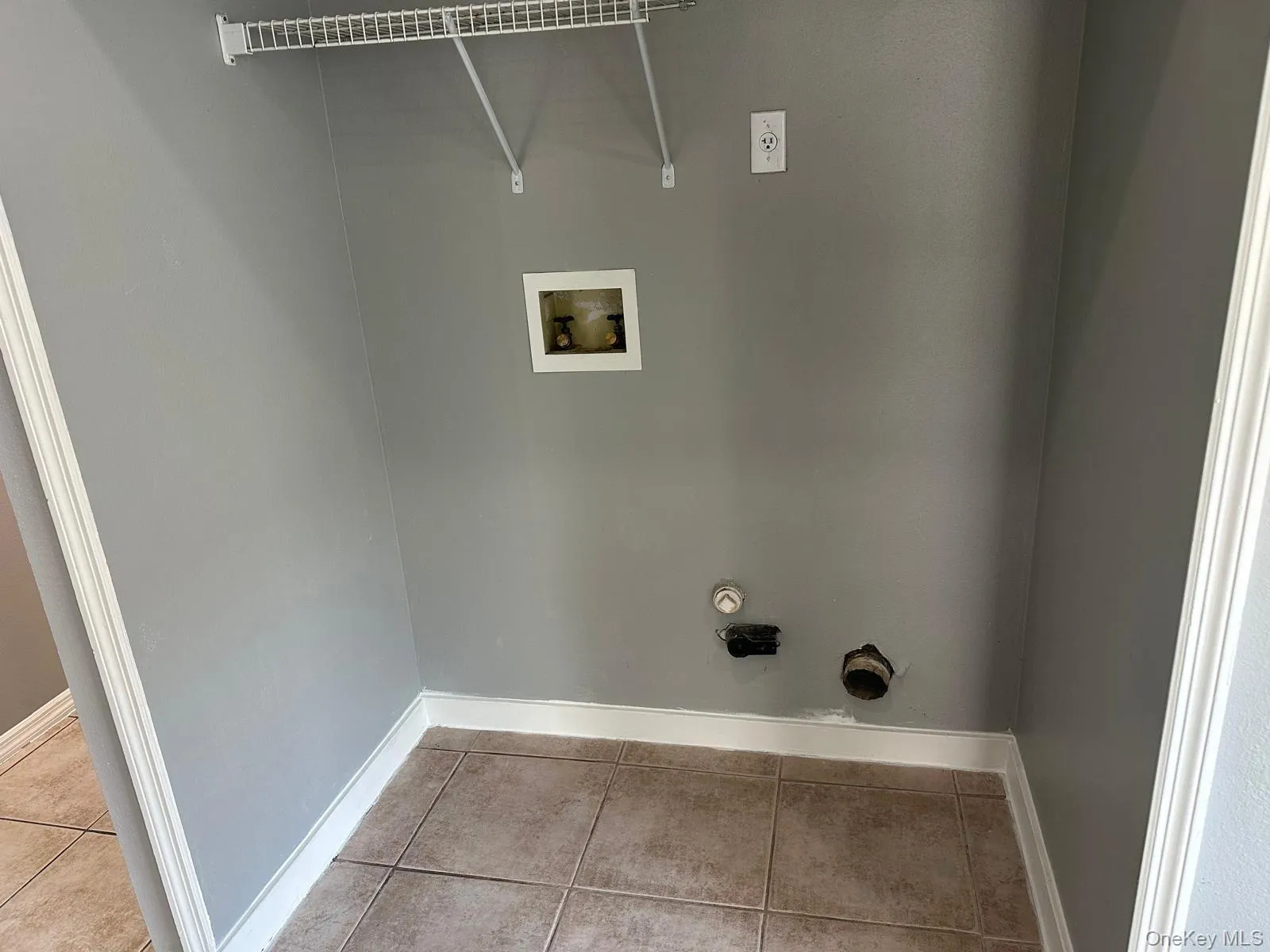3222 Brewster Drive, Out Of Area, FL, 3 Bedrooms Bedrooms, 7 Rooms Rooms,2 BathroomsBathrooms,Residential,For Rent,Brewster Drive,0,1029850 3222 Brewster Drive, Out Of Area, FL, 3 Bedrooms Bedrooms, 7 Rooms Rooms,2 BathroomsBathrooms,Residential,For Rent,Brewster Drive,0,1029850