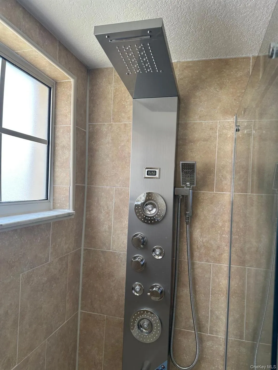 3222 Brewster Drive, Out Of Area, FL, 3 Bedrooms Bedrooms, 7 Rooms Rooms,2 BathroomsBathrooms,Residential,For Rent,Brewster Drive,0,1029850 3222 Brewster Drive, Out Of Area, FL, 3 Bedrooms Bedrooms, 7 Rooms Rooms,2 BathroomsBathrooms,Residential,For Rent,Brewster Drive,0,1029850