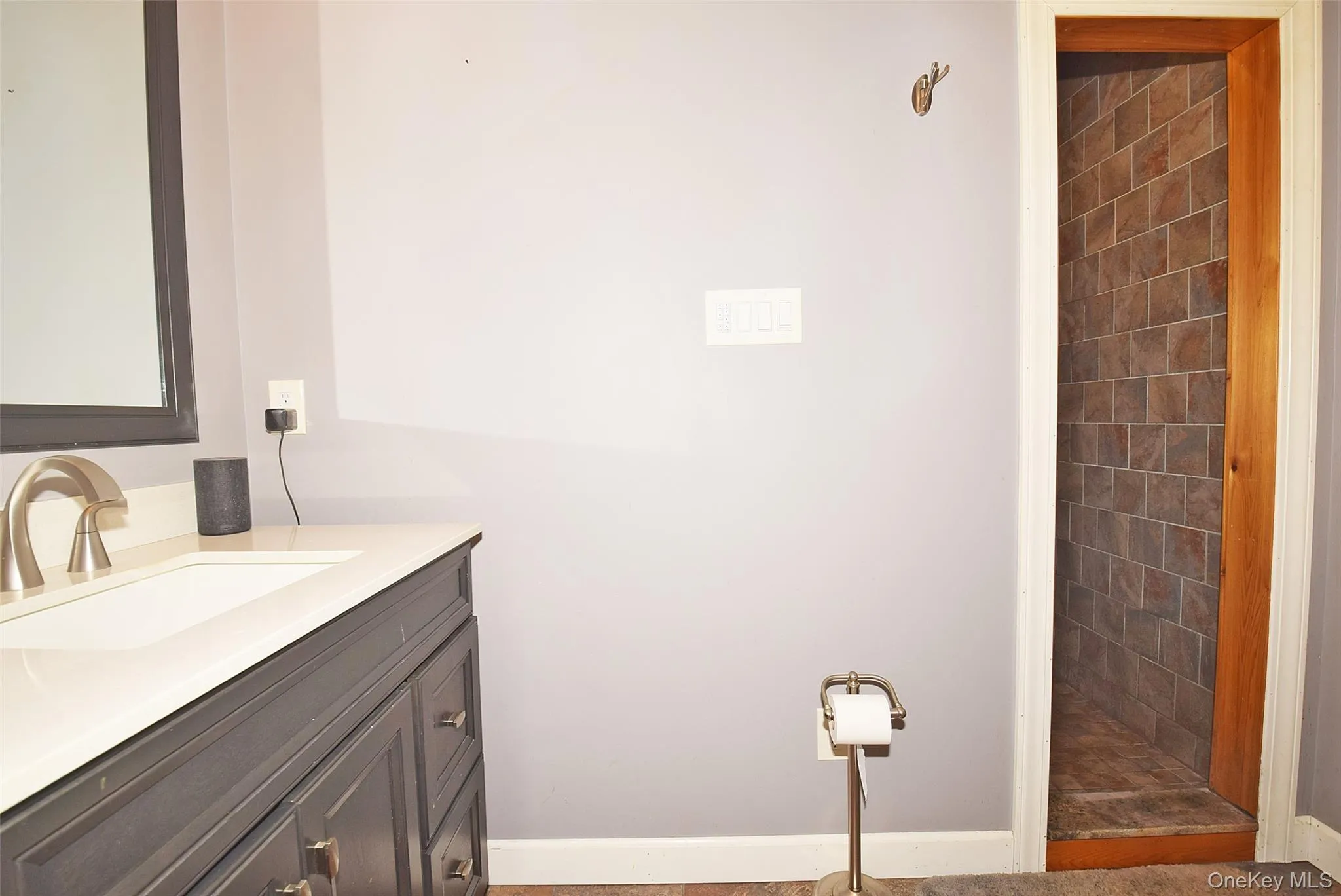 587 Johnson Avenue, Islip, NY, 3 Bedrooms Bedrooms, 9 Rooms Rooms,3 BathroomsBathrooms,Residential,For Rent,Johnson,0,1029851 587 Johnson Avenue, Islip, NY, 3 Bedrooms Bedrooms, 9 Rooms Rooms,3 BathroomsBathrooms,Residential,For Rent,Johnson,0,1029851