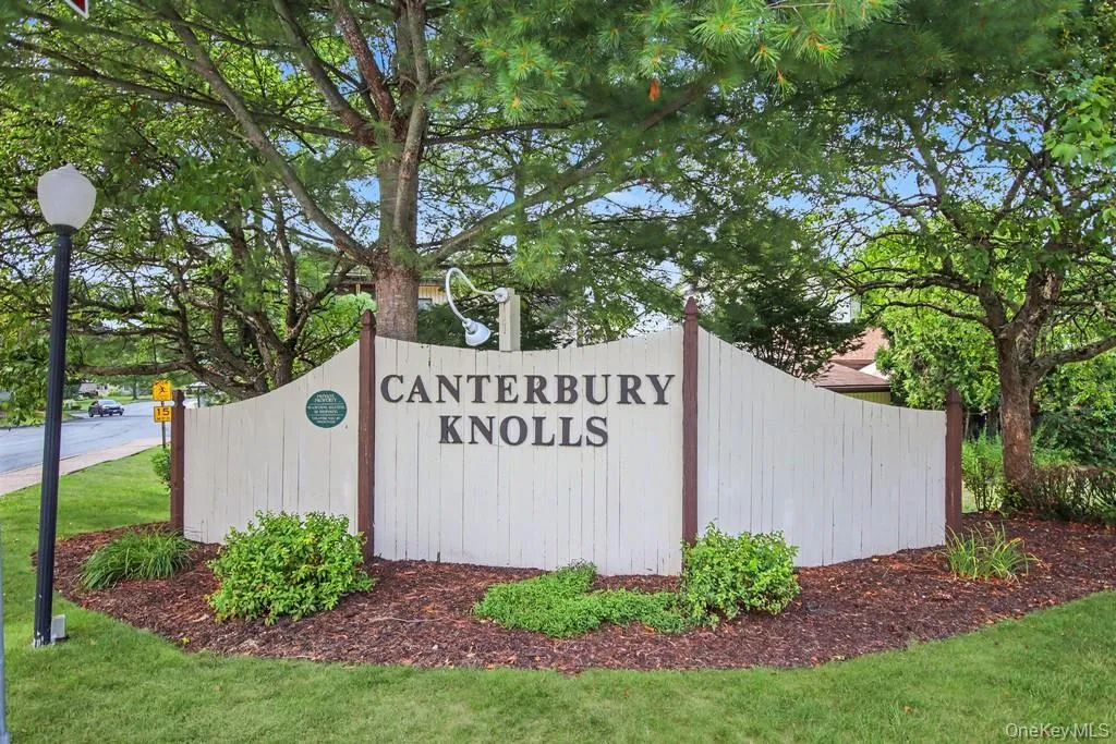 Well desired Canterbury Knolls community Well desired Canterbury Knolls community