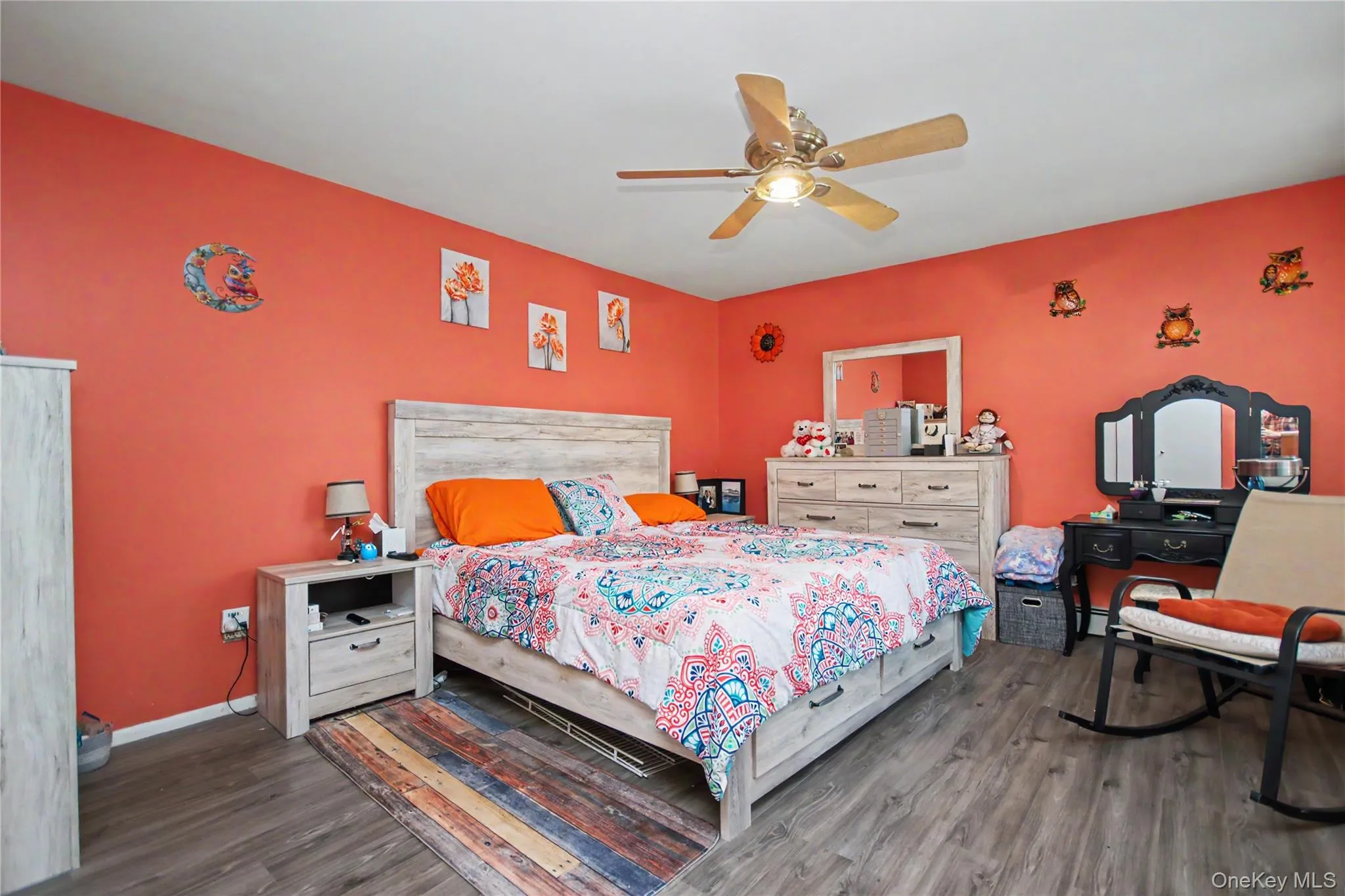 More of the big primary bedroom with ceiling fan More of the big primary bedroom with ceiling fan