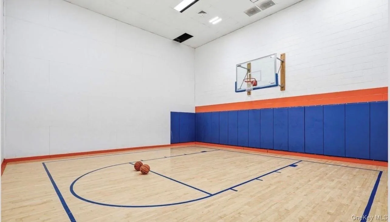 1 BAY CLUB Drive, New York, NY, 1 Bedroom Bedrooms, 4 Rooms Rooms,1 BathroomBathrooms,Residential,For Rent,BAY CLUB,0,1029854 1 BAY CLUB Drive, New York, NY, 1 Bedroom Bedrooms, 4 Rooms Rooms,1 BathroomBathrooms,Residential,For Rent,BAY CLUB,0,1029854